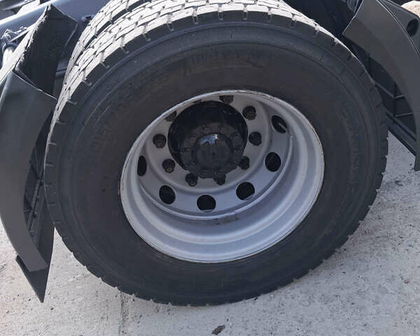 Красный Даф XF 105, объемом двигателя 12.9 л и пробегом 1 тыс. км за 8950 $, фото 7 на Automoto.ua