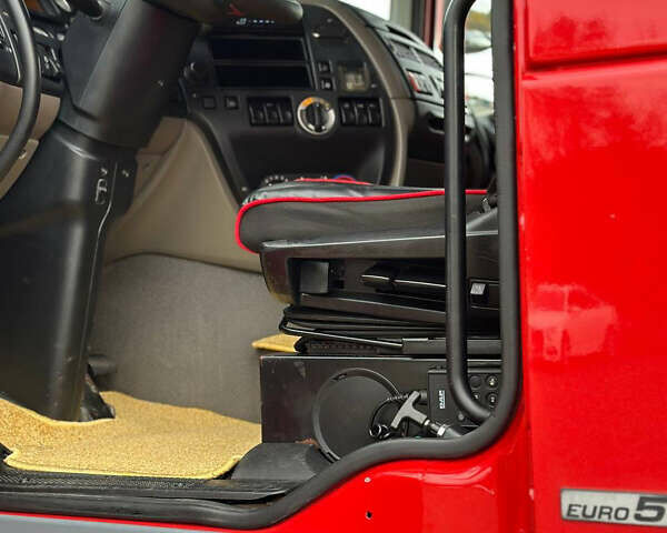 Красный Даф XF 105, объемом двигателя 12.9 л и пробегом 1 тыс. км за 12000 $, фото 6 на Automoto.ua