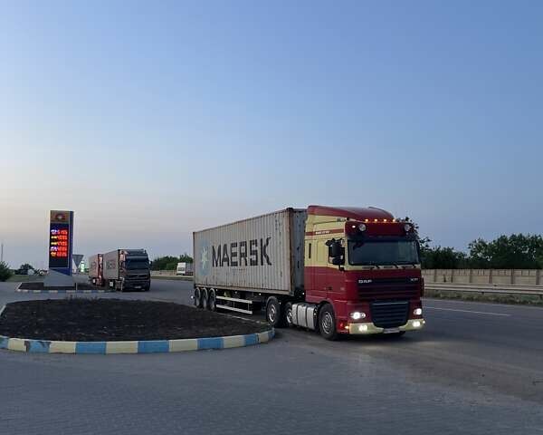 Красный Даф XF 105, объемом двигателя 12.9 л и пробегом 1 тыс. км за 10000 $, фото 5 на Automoto.ua