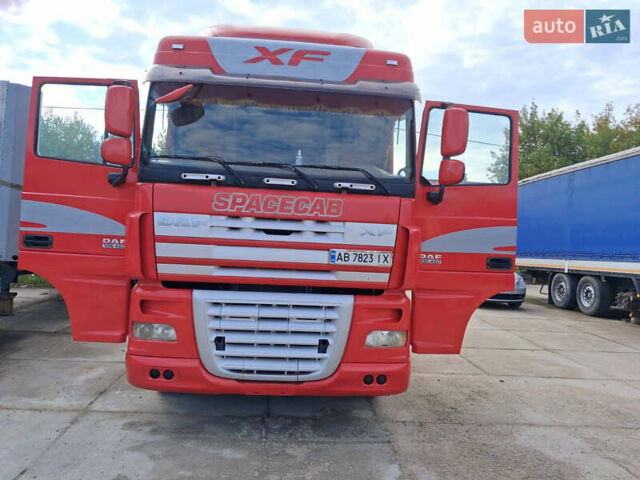 Красный Даф XF 105, объемом двигателя 12.9 л и пробегом 1 тыс. км за 8950 $, фото 2 на Automoto.ua