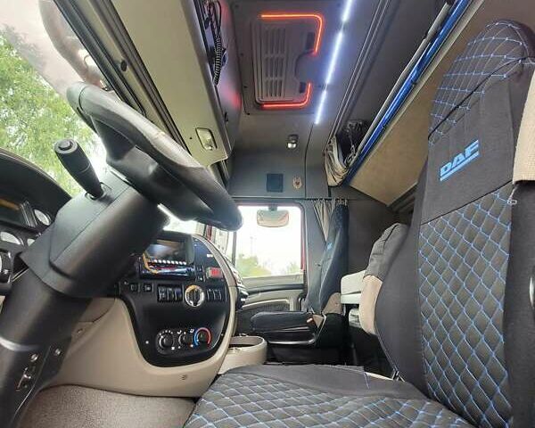 Красный Даф XF 105, объемом двигателя 12.9 л и пробегом 929 тыс. км за 12000 $, фото 28 на Automoto.ua