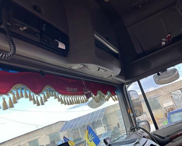 Красный Даф XF 105, объемом двигателя 12.9 л и пробегом 200 тыс. км за 10000 $, фото 10 на Automoto.ua