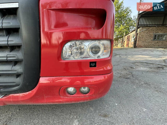 Даф XF 105 2010 в Запорожье на Automoto.ua Красный Даф XF 105, объемом двигателя 12.9 л и пробегом 950 тыс. км за 30999 $, фото 3 на Automoto.ua
