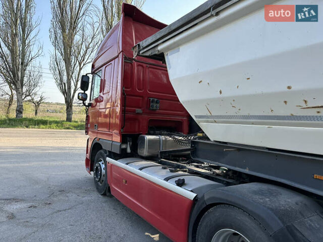 Даф XF 105 2010 в Запорожье на Automoto.ua Красный Даф XF 105, объемом двигателя 12.9 л и пробегом 950 тыс. км за 30999 $, фото 4 на Automoto.ua