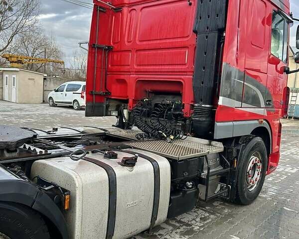 Червоний Даф XF 105, об'ємом двигуна 12.9 л та пробігом 920 тис. км за 11000 $, фото 5 на Automoto.ua