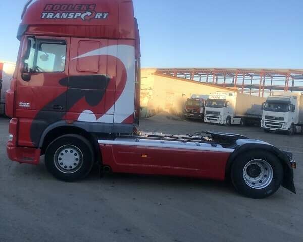 Даф XF 105 2012 у Луцьку на Automoto.ua Червоний Даф XF 105, об'ємом двигуна 0 л та пробігом 782 тис. км за 16700 $, фото 4 на Automoto.ua