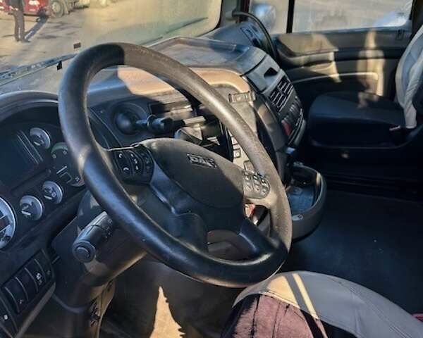 Красный Даф XF 105, объемом двигателя 12.99 л и пробегом 1 тыс. км за 15000 $, фото 5 на Automoto.ua