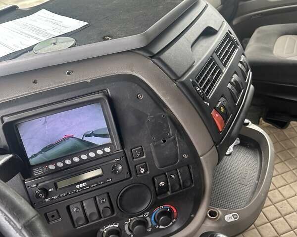 Красный Даф XF 105, объемом двигателя 12.9 л и пробегом 976 тыс. км за 15500 $, фото 9 на Automoto.ua