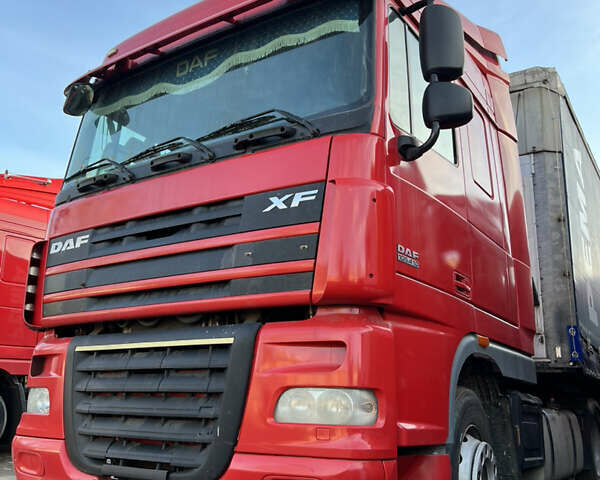 Красный Даф XF 105, объемом двигателя 12.9 л и пробегом 800 тыс. км за 8500 $, фото 2 на Automoto.ua