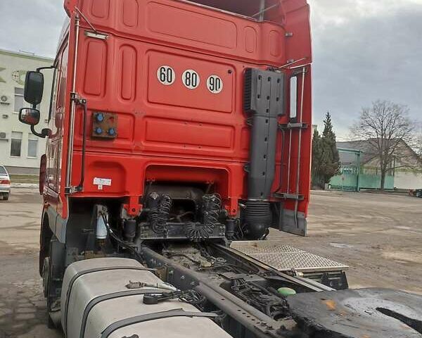 Красный Даф XF 105, объемом двигателя 12.9 л и пробегом 1 тыс. км за 12400 $, фото 2 на Automoto.ua