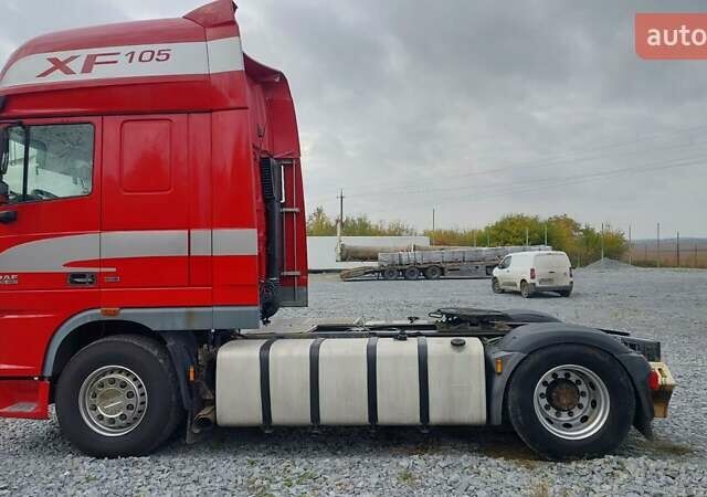 Красный Даф XF 105, объемом двигателя 0 л и пробегом 826 тыс. км за 17900 $, фото 1 на Automoto.ua