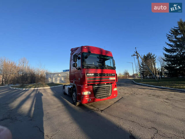 Червоний Даф XF 105, об'ємом двигуна 12.9 л та пробігом 970 тис. км за 27500 $, фото 64 на Automoto.ua