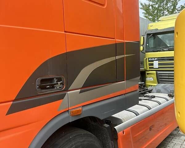 Красный Даф XF 105, объемом двигателя 12 л и пробегом 685 тыс. км за 16900 $, фото 3 на Automoto.ua