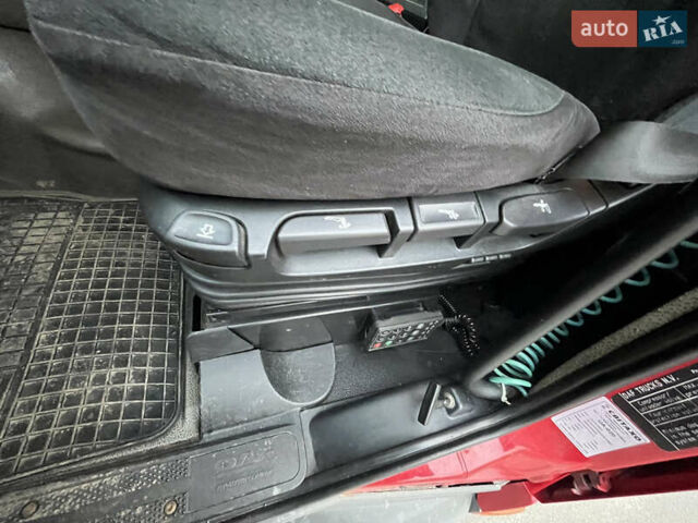 Червоний Даф XF 105, об'ємом двигуна 12.9 л та пробігом 970 тис. км за 27500 $, фото 51 на Automoto.ua