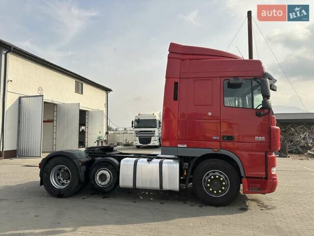 Красный Даф XF 105, объемом двигателя 12.9 л и пробегом 850 тыс. км за 18500 $, фото 4 на Automoto.ua