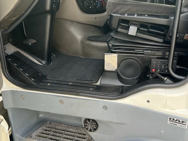 Даф XF 105, объемом двигателя 0 л и пробегом 0 тыс. км за 34900 $, фото 3 на Automoto.ua