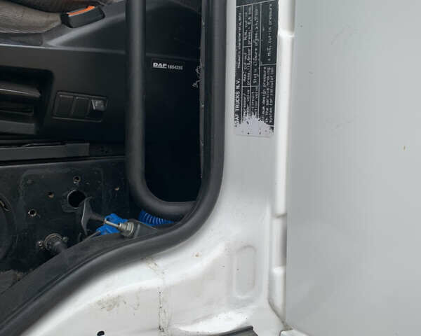 Даф XF 105, объемом двигателя 0 л и пробегом 134 тыс. км за 11500 $, фото 9 на Automoto.ua