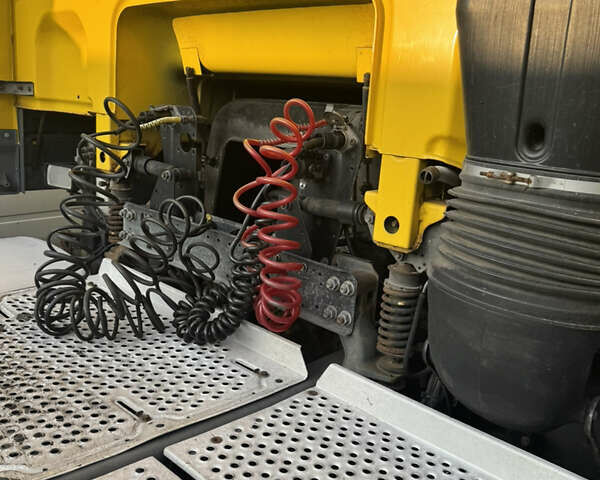 Даф XF 105, объемом двигателя 0 л и пробегом 395 тыс. км за 11500 $, фото 3 на Automoto.ua