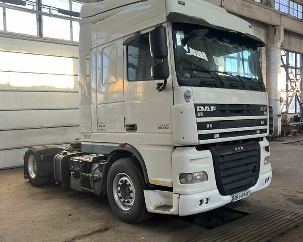 Даф XF 105, объемом двигателя 0 л и пробегом 880 тыс. км за 10900 $, фото 1 на Automoto.ua