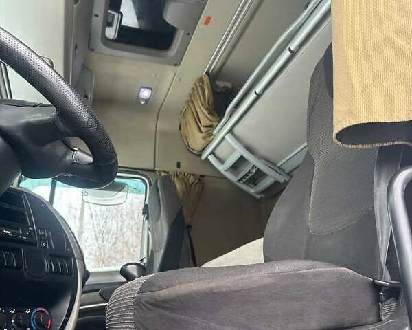 Даф XF 105, объемом двигателя 0 л и пробегом 1000 тыс. км за 9000 $, фото 4 на Automoto.ua