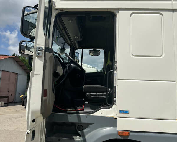 Даф XF 105, объемом двигателя 0 л и пробегом 1000 тыс. км за 18000 $, фото 39 на Automoto.ua