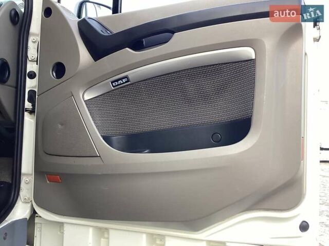 Даф XF 105, объемом двигателя 12.9 л и пробегом 110 тыс. км за 17000 $, фото 24 на Automoto.ua