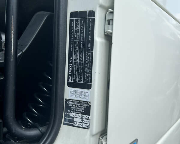 Даф XF 105, объемом двигателя 0 л и пробегом 1000 тыс. км за 18000 $, фото 4 на Automoto.ua