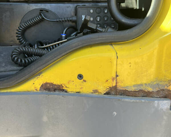 Желтый Даф XF 105, объемом двигателя 12.9 л и пробегом 900 тыс. км за 17500 $, фото 3 на Automoto.ua