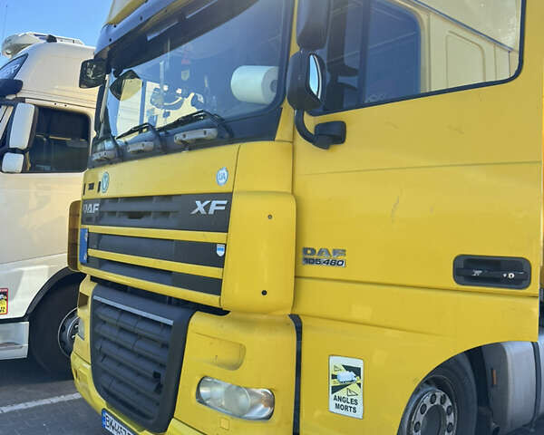 Желтый Даф XF 105, объемом двигателя 12.9 л и пробегом 1 тыс. км за 11500 $, фото 1 на Automoto.ua