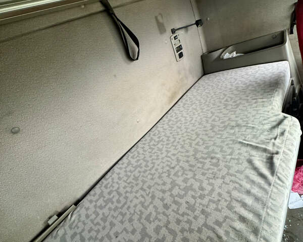 Желтый Даф XF 105, объемом двигателя 12.9 л и пробегом 1 тыс. км за 4500 $, фото 2 на Automoto.ua