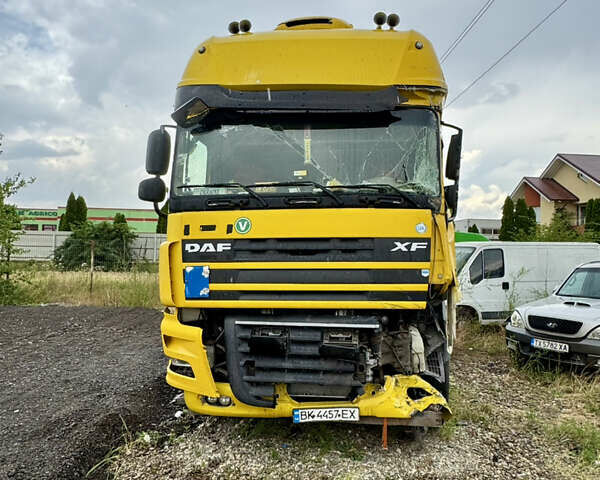 Желтый Даф XF 105, объемом двигателя 12.9 л и пробегом 1 тыс. км за 4500 $, фото 30 на Automoto.ua