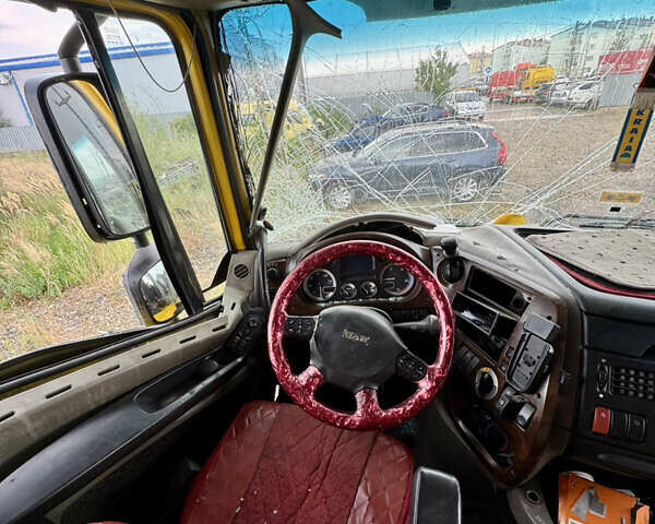 Желтый Даф XF 105, объемом двигателя 12.9 л и пробегом 1 тыс. км за 4500 $, фото 3 на Automoto.ua