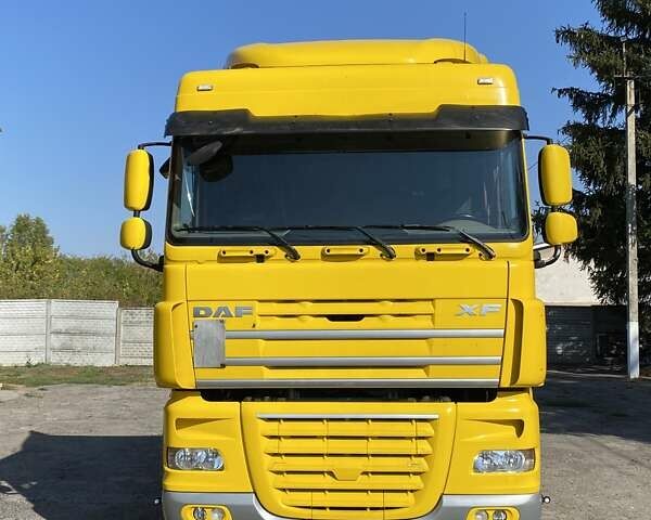 Желтый Даф XF 105, объемом двигателя 12.9 л и пробегом 1 тыс. км за 16500 $, фото 1 на Automoto.ua