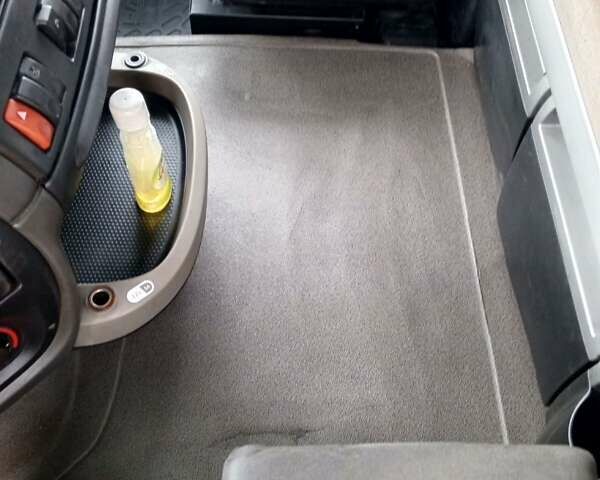 Жовтий Даф XF 105, об'ємом двигуна 12.9 л та пробігом 950 тис. км за 11000 $, фото 19 на Automoto.ua