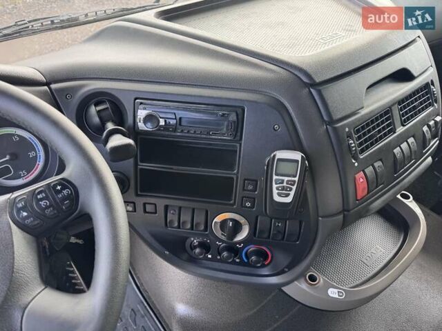 Даф XF 105 2013 у Вінниці на Automoto.ua Жовтий Даф XF 105, об'ємом двигуна 12.9 л та пробігом 870 тис. км за 18500 $, фото 15 на Automoto.ua