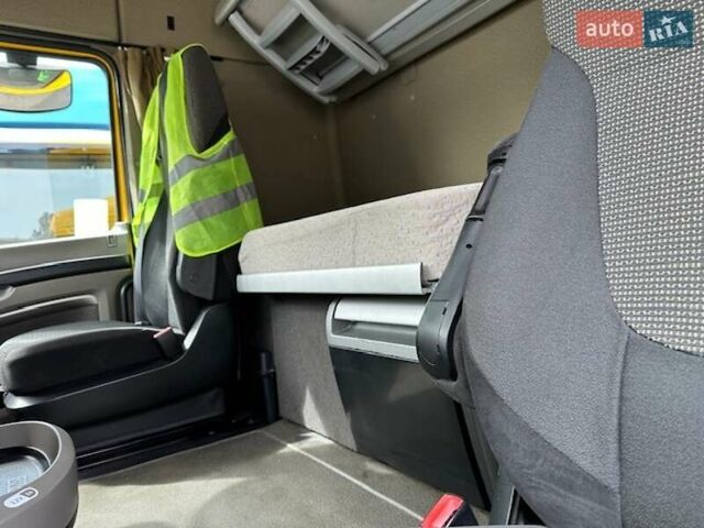 Желтый Даф XF 105, объемом двигателя 12.9 л и пробегом 1 тыс. км за 18500 $, фото 30 на Automoto.ua
