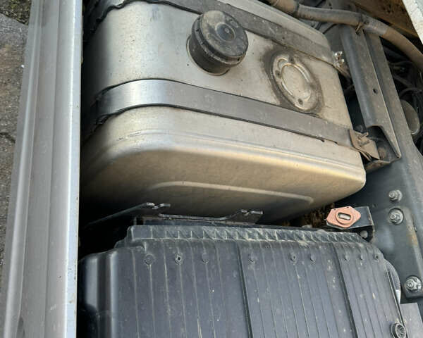 Сірий Даф XF 105, об'ємом двигуна 12.9 л та пробігом 980 тис. км за 30000 $, фото 39 на Automoto.ua