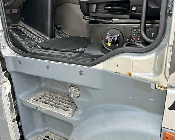Серый Даф XF 105, объемом двигателя 12.9 л и пробегом 1 тыс. км за 35000 $, фото 16 на Automoto.ua
