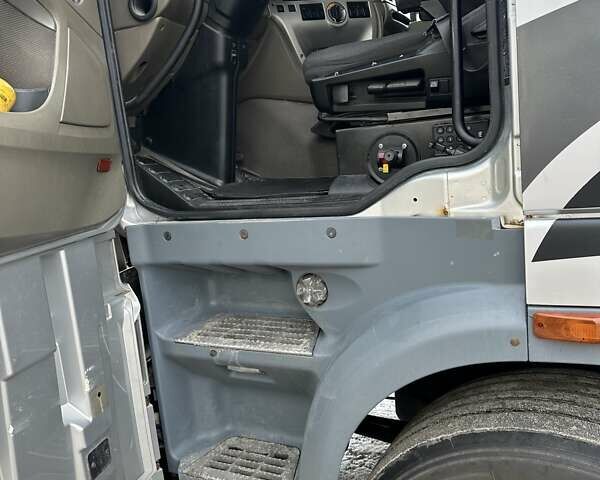 Серый Даф XF 105, объемом двигателя 12.9 л и пробегом 1 тыс. км за 15000 $, фото 7 на Automoto.ua