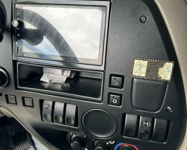Серый Даф XF 105, объемом двигателя 12.9 л и пробегом 900 тыс. км за 13571 $, фото 29 на Automoto.ua