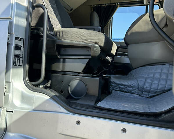 Серый Даф XF 105, объемом двигателя 12.9 л и пробегом 900 тыс. км за 13100 $, фото 9 на Automoto.ua