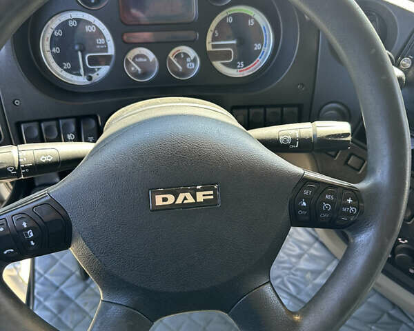 Серый Даф XF 105, объемом двигателя 12.9 л и пробегом 900 тыс. км за 13100 $, фото 25 на Automoto.ua