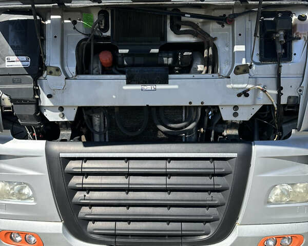 Серый Даф XF 105, объемом двигателя 12.9 л и пробегом 900 тыс. км за 13100 $, фото 12 на Automoto.ua