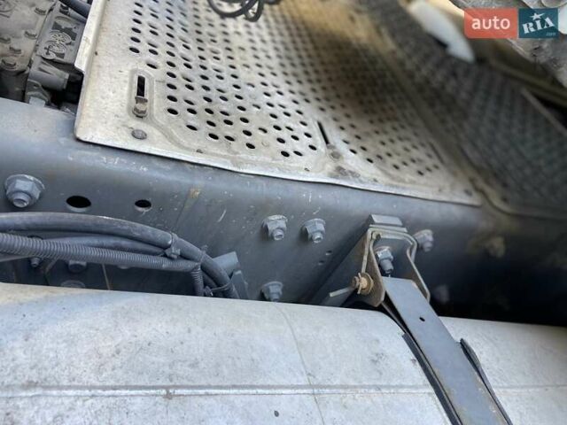 Серый Даф XF 105, объемом двигателя 0 л и пробегом 1000 тыс. км за 18700 $, фото 25 на Automoto.ua