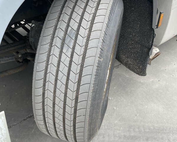 Сірий Даф XF 105, об'ємом двигуна 12.9 л та пробігом 804 тис. км за 11850 $, фото 5 на Automoto.ua