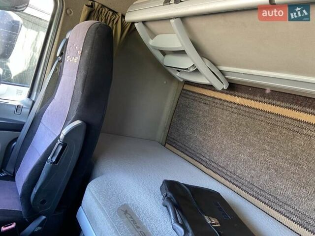 Серый Даф XF 105, объемом двигателя 0 л и пробегом 1000 тыс. км за 18700 $, фото 8 на Automoto.ua