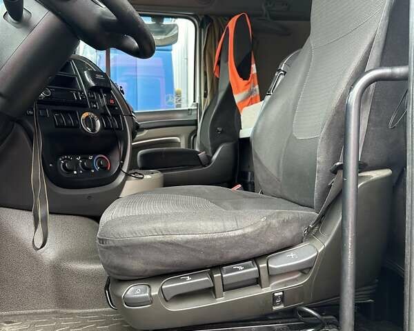 Серый Даф XF 105, объемом двигателя 12.9 л и пробегом 990 тыс. км за 17500 $, фото 13 на Automoto.ua