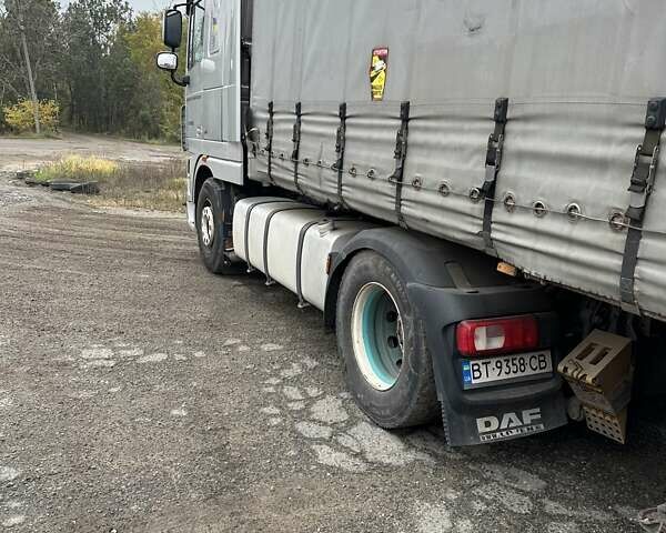 Серый Даф XF 105, объемом двигателя 12.9 л и пробегом 990 тыс. км за 17500 $, фото 2 на Automoto.ua
