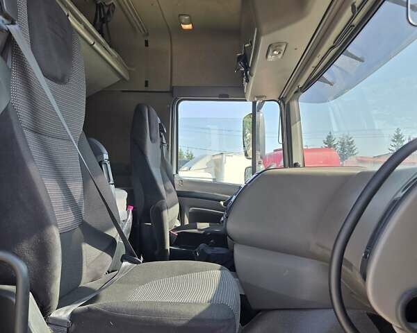 Серый Даф XF 105, объемом двигателя 12.9 л и пробегом 705 тыс. км за 18900 $, фото 27 на Automoto.ua