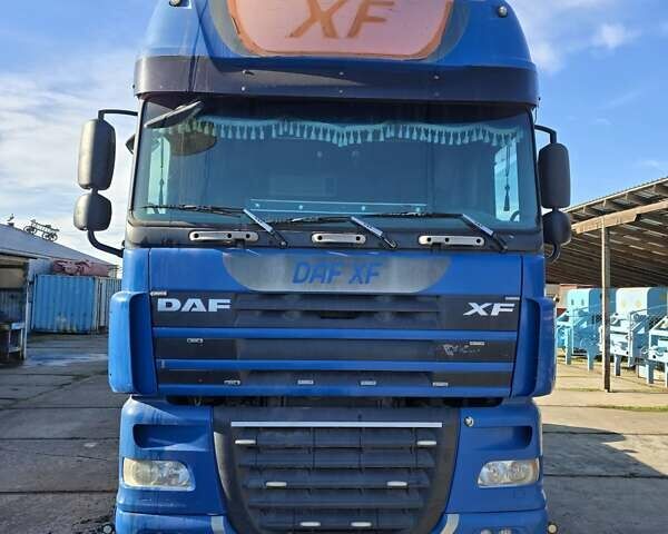 Синій Даф XF 105, об'ємом двигуна 12.9 л та пробігом 140 тис. км за 8500 $, фото 2 на Automoto.ua